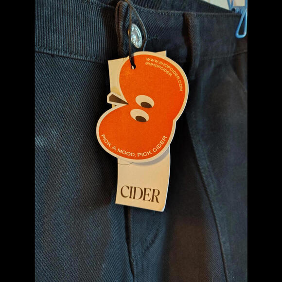 Cider Black Cargo Pants high rise NWT size M 28 waist - Picture 7 of 9